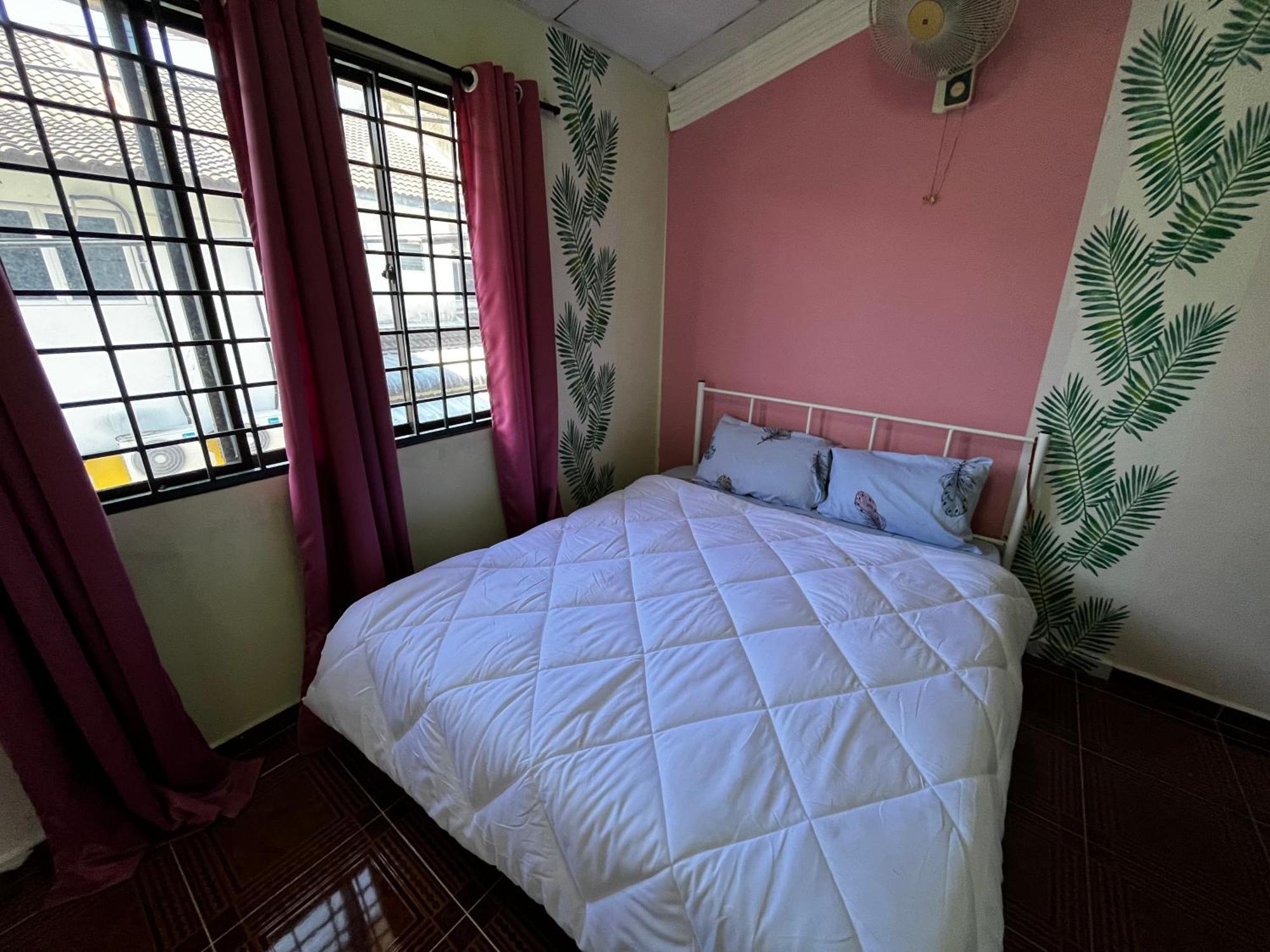 Wan Homestay Kulim Hi-Tech Utk Msliim Shj מראה חיצוני תמונה