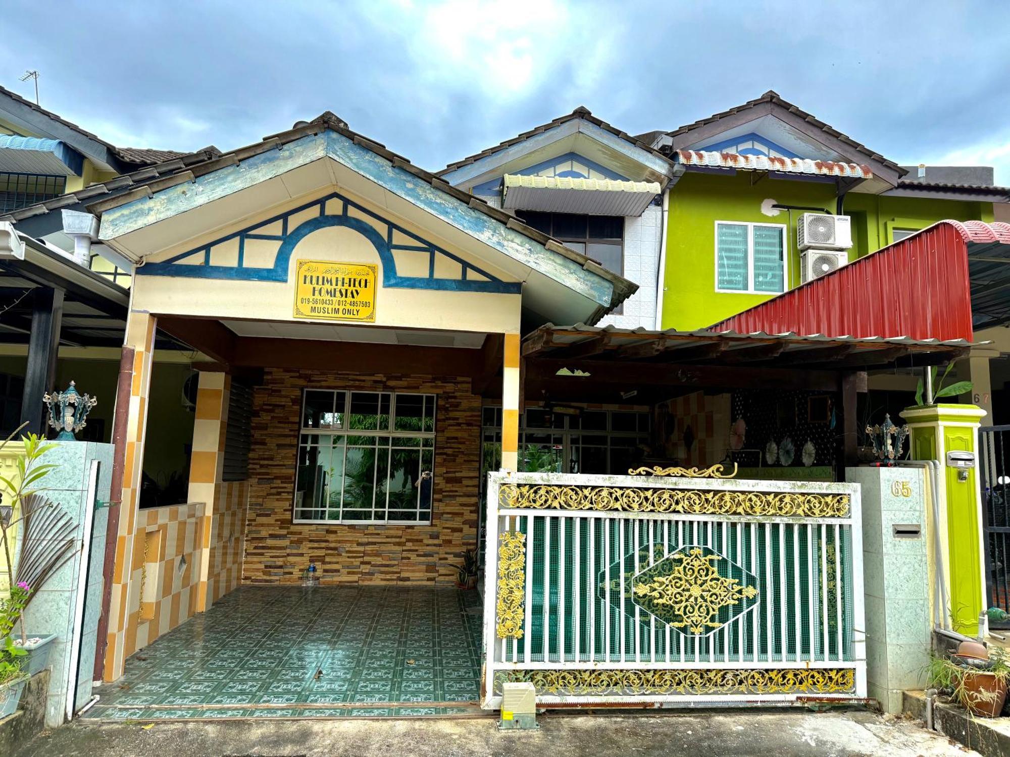 Wan Homestay Kulim Hi-Tech Utk Msliim Shj מראה חיצוני תמונה